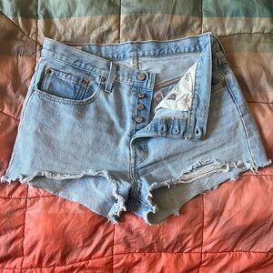 EUC | LEVI'S | 501 High Rise Womens Denim Shorts | Sz 31